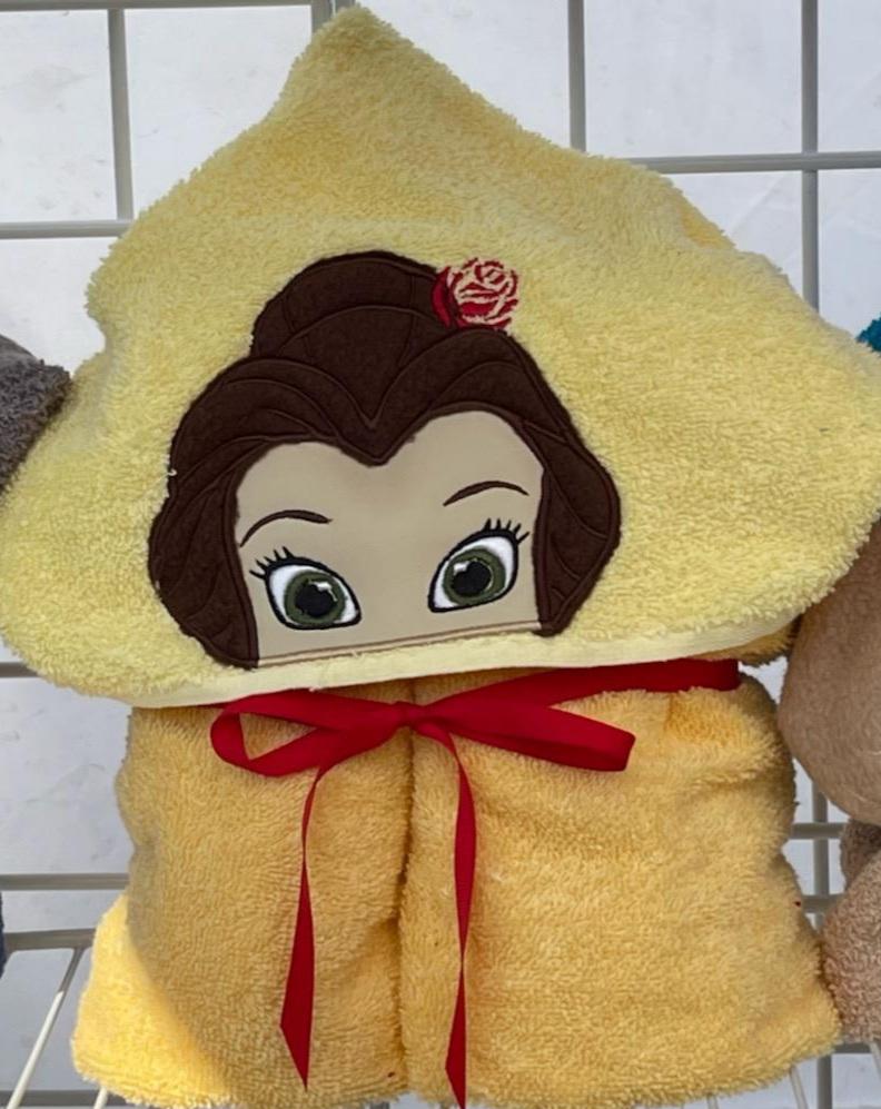 Belle - Hooded Towel