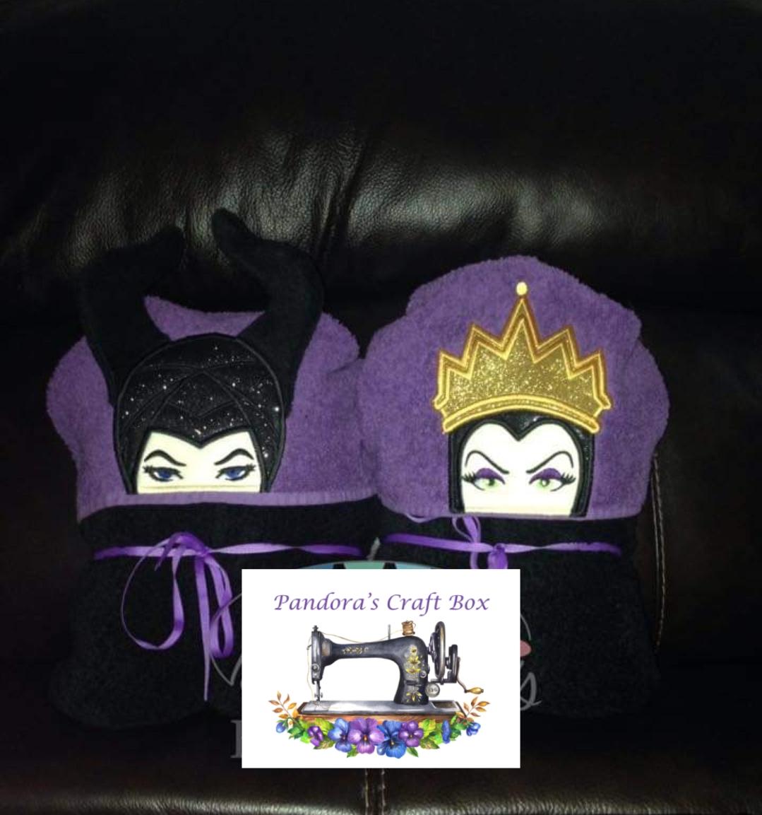 Evil Queens - Hooded Towel