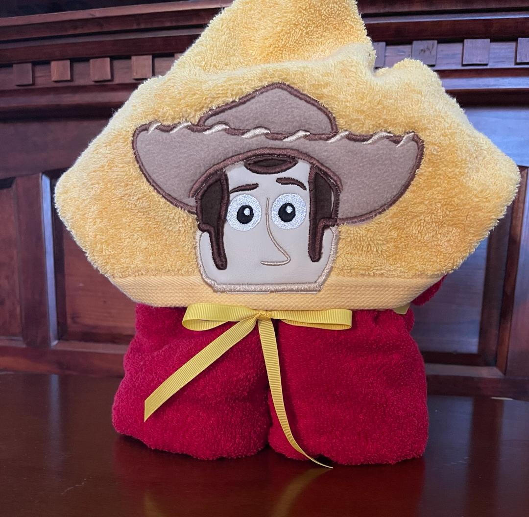 Woody - Hooded Towel
