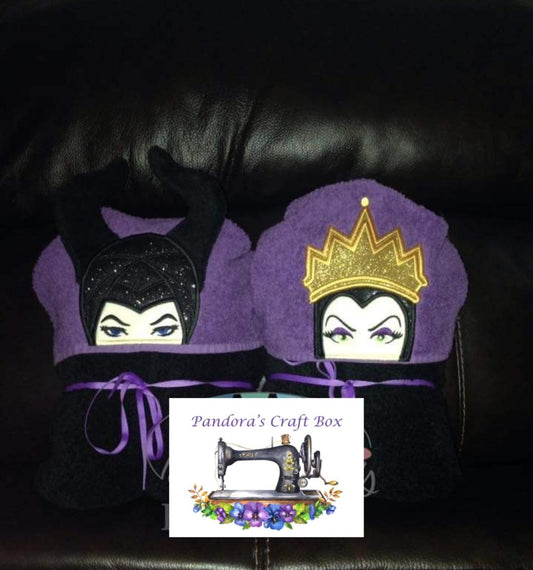 Evil Queens - Hooded Towel