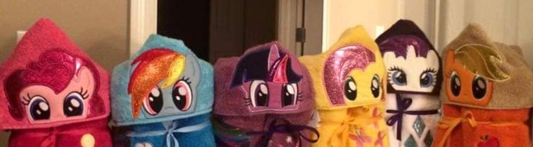 Little Ponies Hooded Towel
