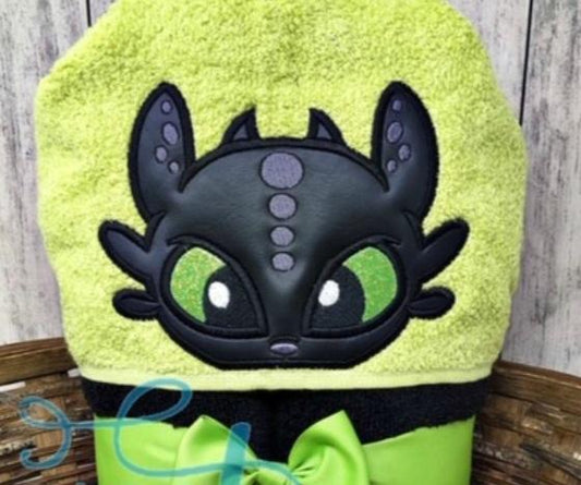 Toothless - Hooded Towel